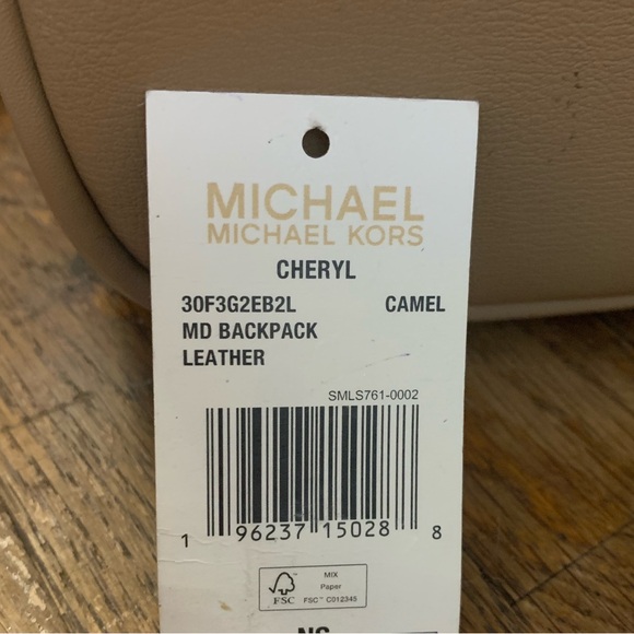 Camel mk backpack purse - Picture 4 of 4